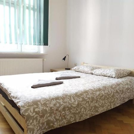 Ionia Apartment-Stary Rynek Poznan Exterior photo